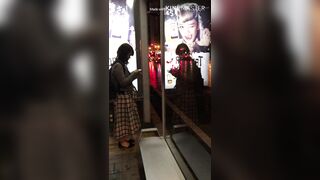 逆さ撮りjcさんjdさんolさんスカートの中撮らせて頂きました vol2 voyeur jp 01