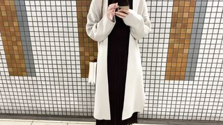 20b だまし撮り 手を膝で前屈み はい またフロント丸見え voyeur jp